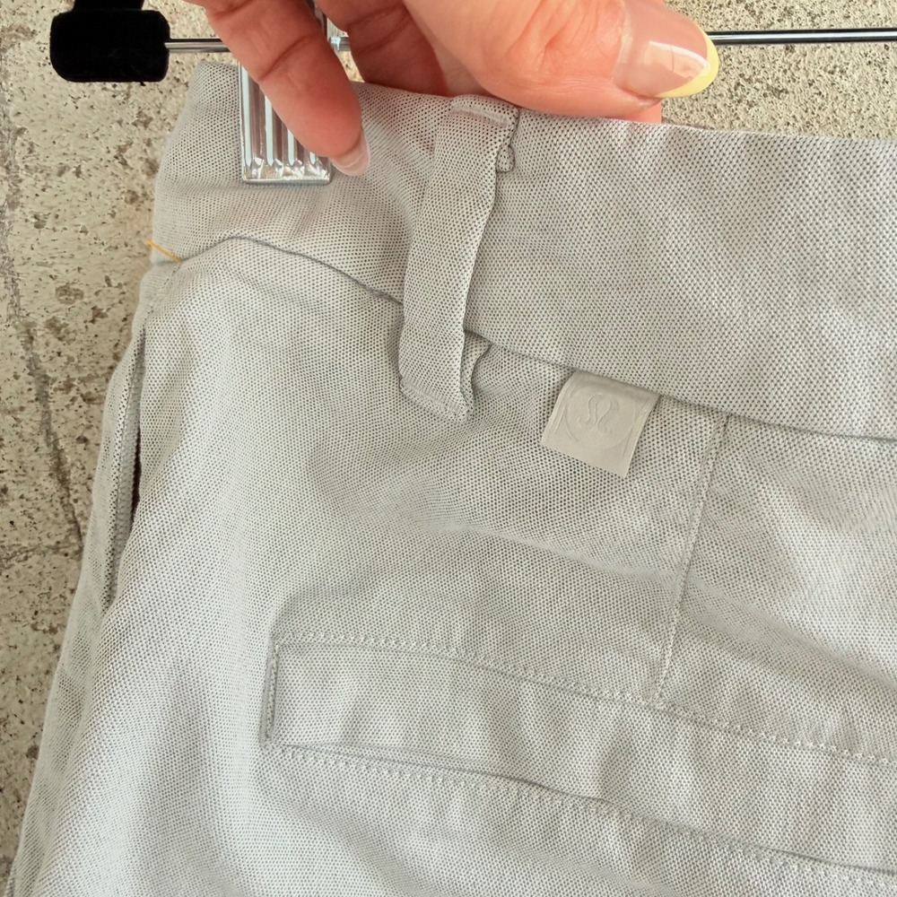 Lululemon Commission Shorts Mens‎ 34 Gray Golf Chino Preppy Athletic Casual - Picture 4 of 8